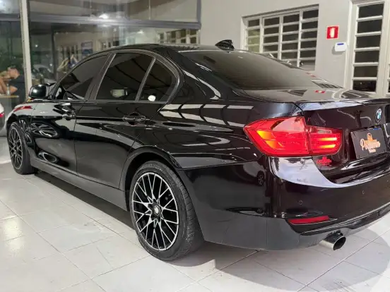 BMW-320i-2.0 16V TURBO GASOLINA 4P AUTOMÁTICO BMW-320i-2013