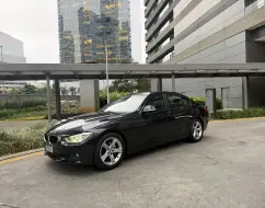 BMW 320i 2.0 SPORT GP 16V TURBO GASOLINA 4P AUTOMÁTICO BMW 320i 2.0 SPORT GP 16V TURBO GASOLINA 4P AUTOMÁTICO