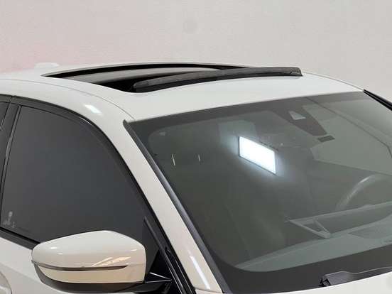 BMW-320i-2024