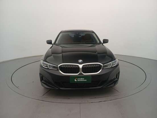 BMW-320i-2023
