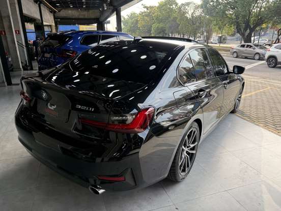 BMW-320i-2.0 16V TURBO FLEX SPORT GP AUTOMÁTICO BMW-320i-2021