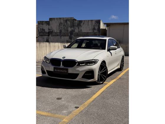 BMW 320i 2.0 16V TURBO GASOLINA M SPORT AUTOMÁTICO