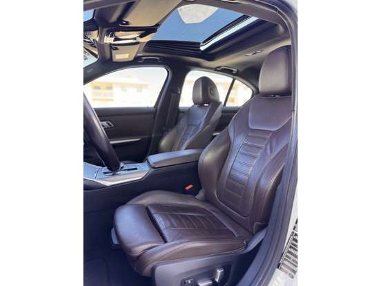 BMW-320i-2.0 16V TURBO GASOLINA M SPORT AUTOMÁTICO BMW-320i-2020