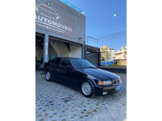 BMW-325i-1993