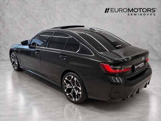 BMW-330e-2025