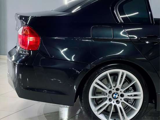 BMW-330i-3.0 MOTORSPORT SEDAN 24V GASOLINA 4P AUTOMÁTICO BMW-330i-2006