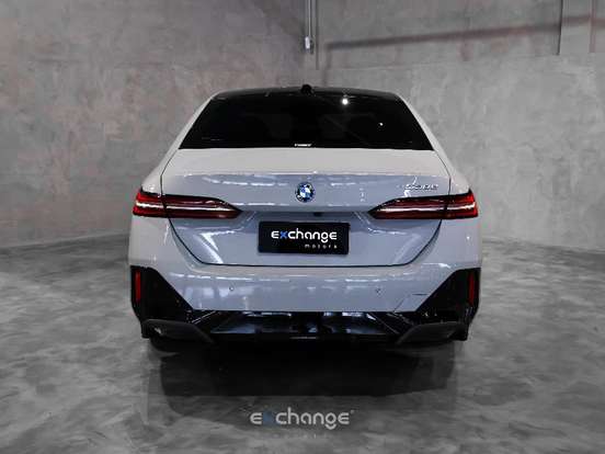 BMW-530e-2.0 TWINPOWER PHEV M SPORT AUTOMÁTICO BMW-530e-2024