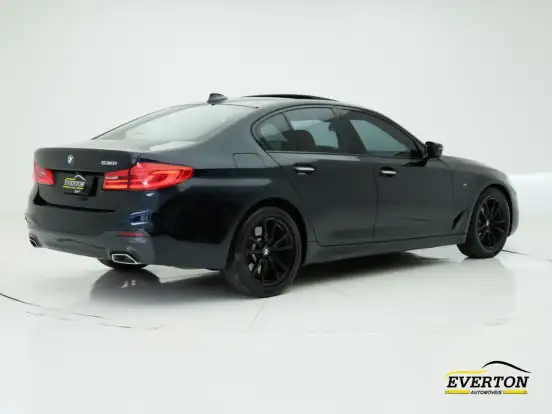 BMW-530i-2.0 16V TURBO GASOLINA M SPORT AUTOMÁTICO BMW-530i-2017