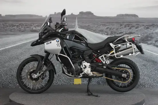BMW-F 900 GS ADVENTURE-2024