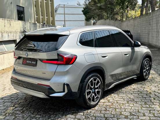 BMW-iX1-ELÉTRICO XDRIVE30 M SPORT BMW-iX1-2025
