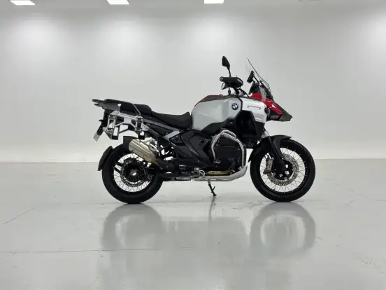 BMW-R 1300 GS ADVENTURE TROPHY-2025