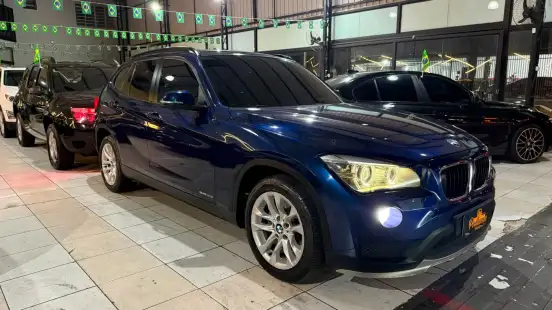 BMW-X1-2.0 16V TURBO ACTIVEFLEX SDRIVE20I 4P AUTOMÁTICO BMW-X1-2015