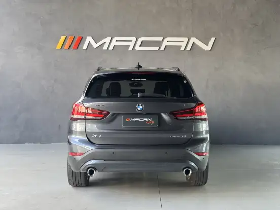 BMW-X1-2021