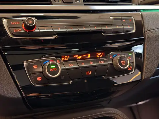 BMW-X1-2019