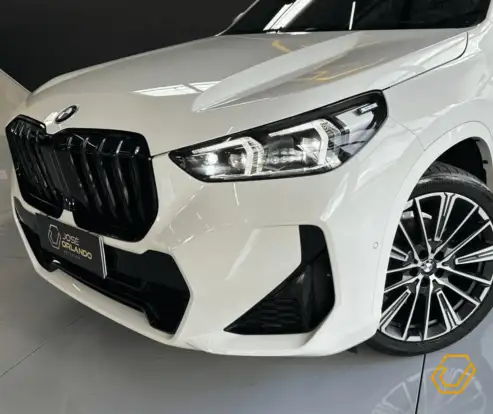 BMW-X1-2024