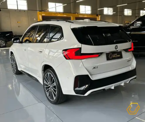 BMW-X1-2024