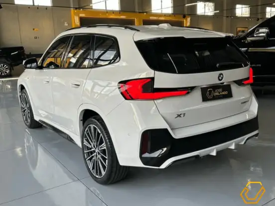 BMW-X1-2.0 16V TURBO GASOLINA SDRIVE20I M SPORT STEPTRONIC BMW-X1-2024