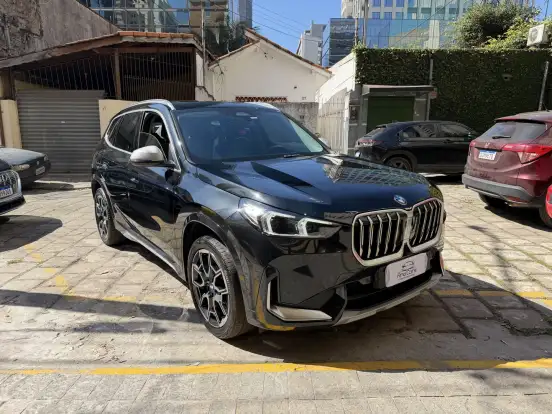 BMW-X1-2023