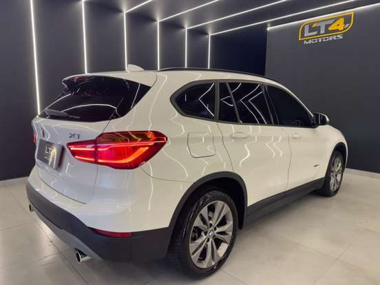 BMW-X1-2.0 16V TURBO ACTIVEFLEX SDRIVE20I 4P AUTOMÁTICO BMW-X1-2017