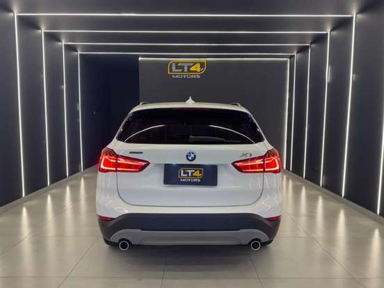 BMW-X1-2.0 16V TURBO ACTIVEFLEX SDRIVE20I 4P AUTOMÁTICO BMW-X1-2017