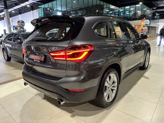 BMW-X1-2.0 16V TURBO ACTIVEFLEX SDRIVE20I 4P AUTOMÁTICO BMW-X1-2017