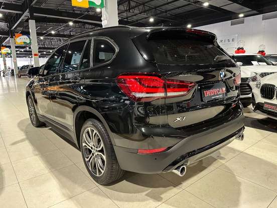 BMW-X1-2.0 16V TURBO ACTIVEFLEX SDRIVE20I 4P AUTOMÁTICO BMW-X1-2020