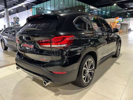 BMW-X1-2.0 16V TURBO ACTIVEFLEX SDRIVE20I 4P AUTOMÁTICO BMW-X1-2020