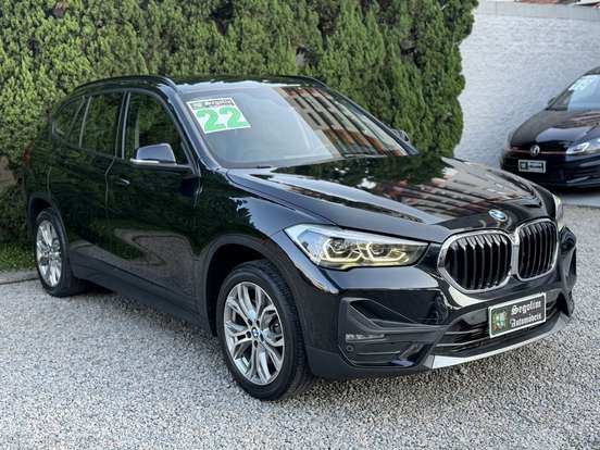 BMW-X1-2021