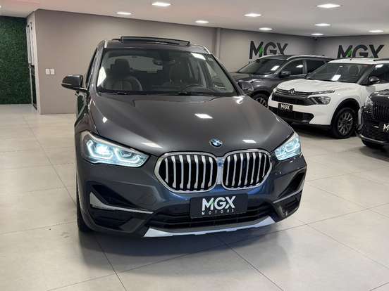 BMW-X1-2.0 16V TURBO ACTIVEFLEX SDRIVE20I X-LINE 4P AUTOMÁTICO BMW-X1-2022