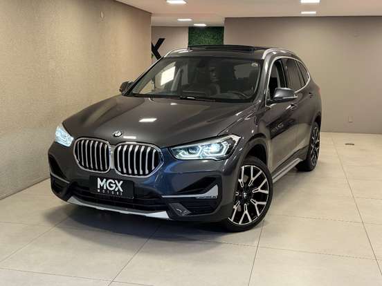 BMW-X1-2.0 16V TURBO ACTIVEFLEX SDRIVE20I X-LINE 4P AUTOMÁTICO BMW-X1-2022