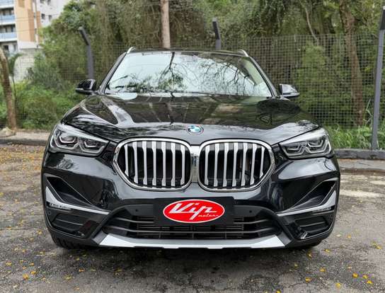 BMW-X1-2.0 16V TURBO ACTIVEFLEX SDRIVE20I X-LINE PLUS 4P AUTOMÁTICO BMW-X1-2022