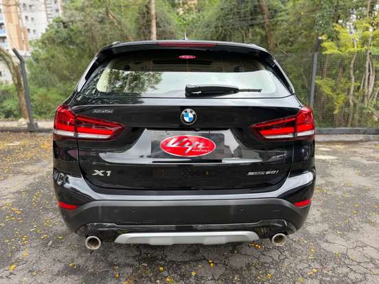 BMW-X1-2.0 16V TURBO ACTIVEFLEX SDRIVE20I X-LINE PLUS 4P AUTOMÁTICO BMW-X1-2022