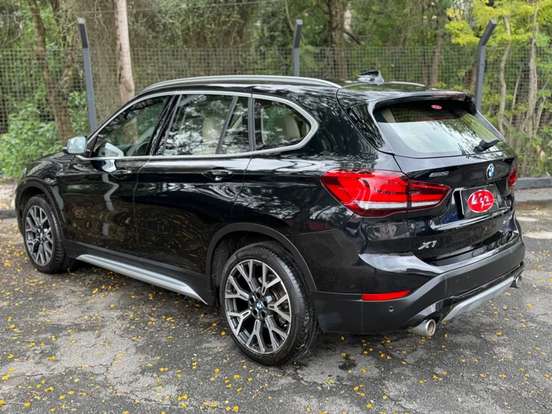 BMW-X1-2.0 16V TURBO ACTIVEFLEX SDRIVE20I X-LINE PLUS 4P AUTOMÁTICO BMW-X1-2022