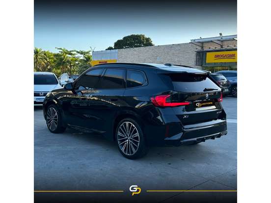 BMW-X1-2023