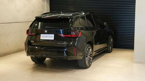 BMW-X1-2025