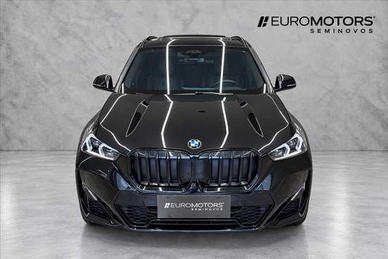 BMW-X1-2025