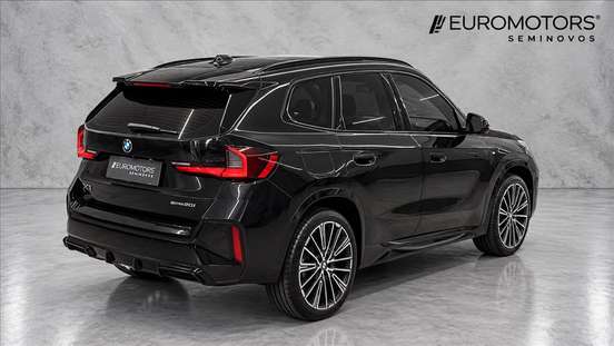 BMW-X1-2025