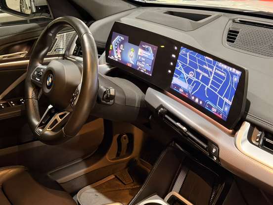 BMW-X1-2024
