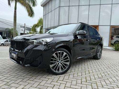 BMW-X1-2024