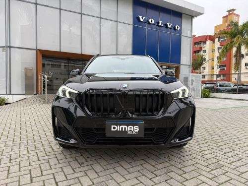 BMW-X1-2024