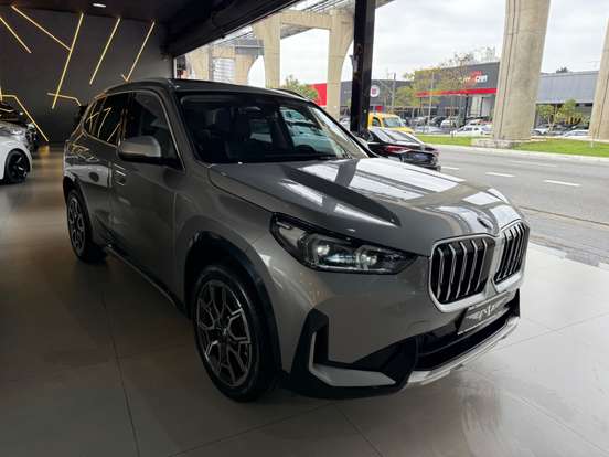 BMW-X1-2.0 16V TURBO GASOLINA SDRIVE20I X-LINE STEPTRONIC BMW-X1-2024