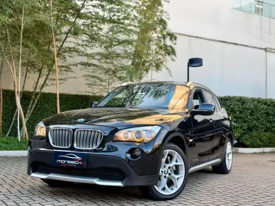 BMW-X1-2011