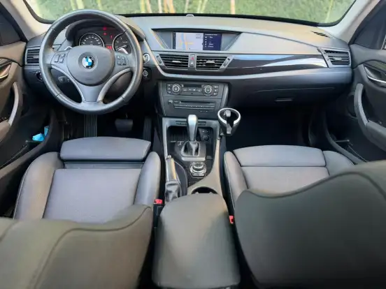BMW-X1-3.0 24V GASOLINA XDRIVE28I 4P AUTOMÁTICO BMW-X1-2011