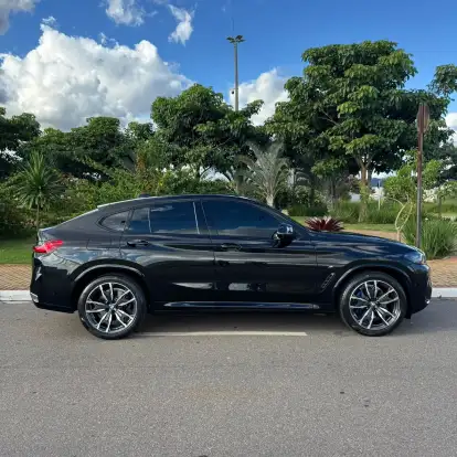 BMW-X4-2023