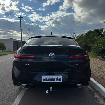 BMW-X4-2023