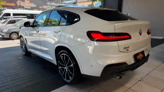BMW-X4-2020