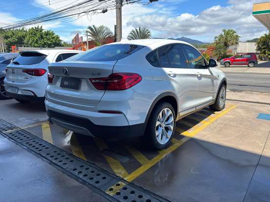 BMW-X4-2018