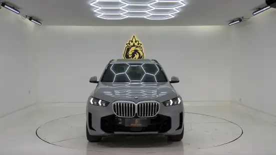 BMW-X5-2025