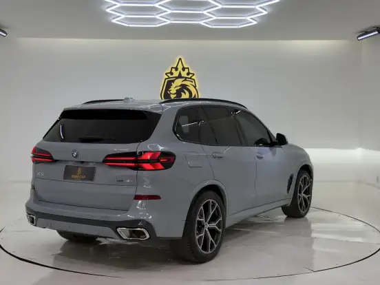 BMW-X5-3.0 I6 TURBO HÍBRIDO XDRIVE50E M SPORT AUTOMÁTICO BMW-X5-2025