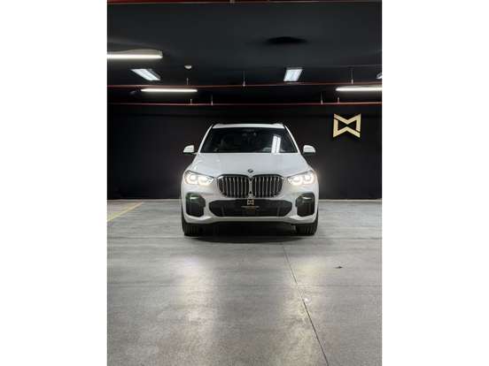 BMW-X5-2022